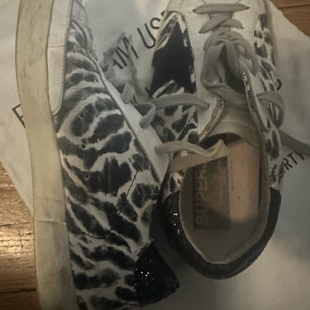 Golden Goose Sneakers